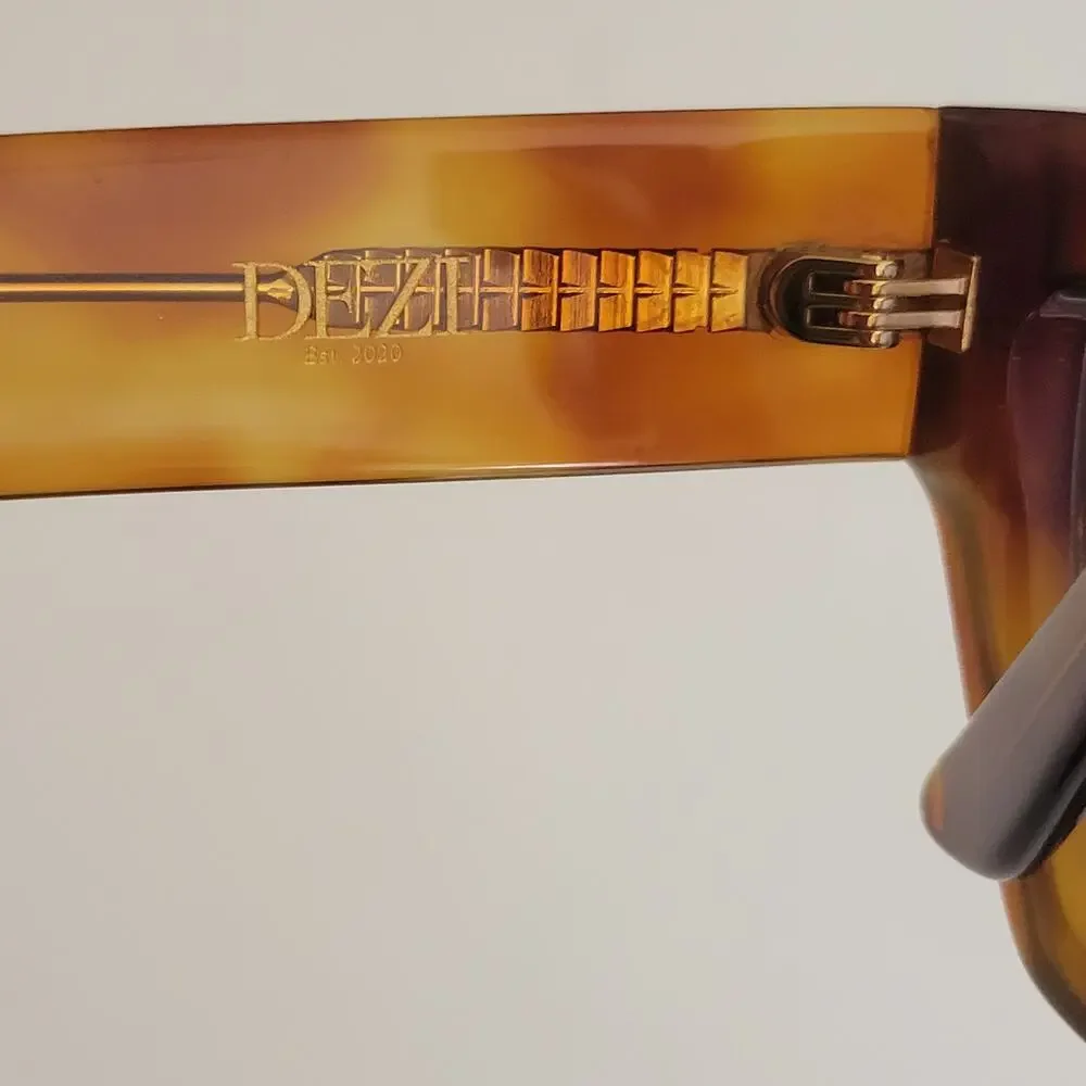 DEZI Switch Tortoiseshell Rectangular Sunglasses with Blue Tinted Lenses